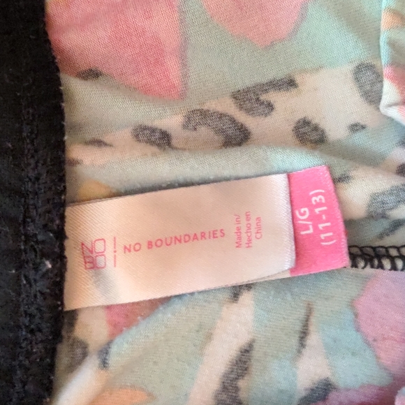 NOBO, Shorts w Blue and Pink Floral Design, Size L/G (11-13) - Picture 10 of 12